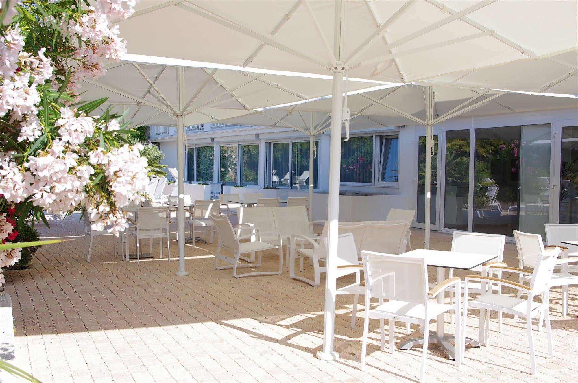 Hotel Josse อองทีบส์ ภายนอก รูปภาพ