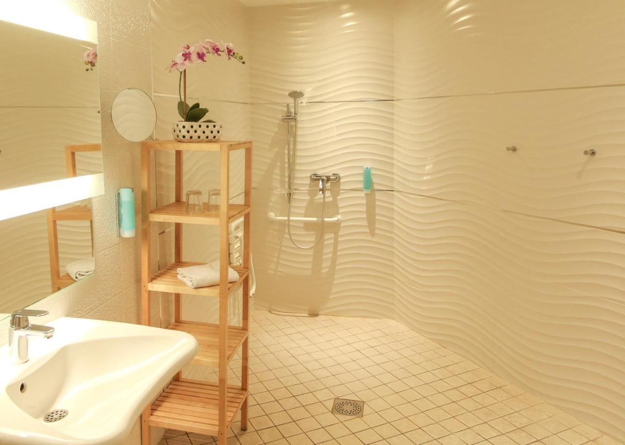 Hotel Josse อองทีบส์ ภายนอก รูปภาพ